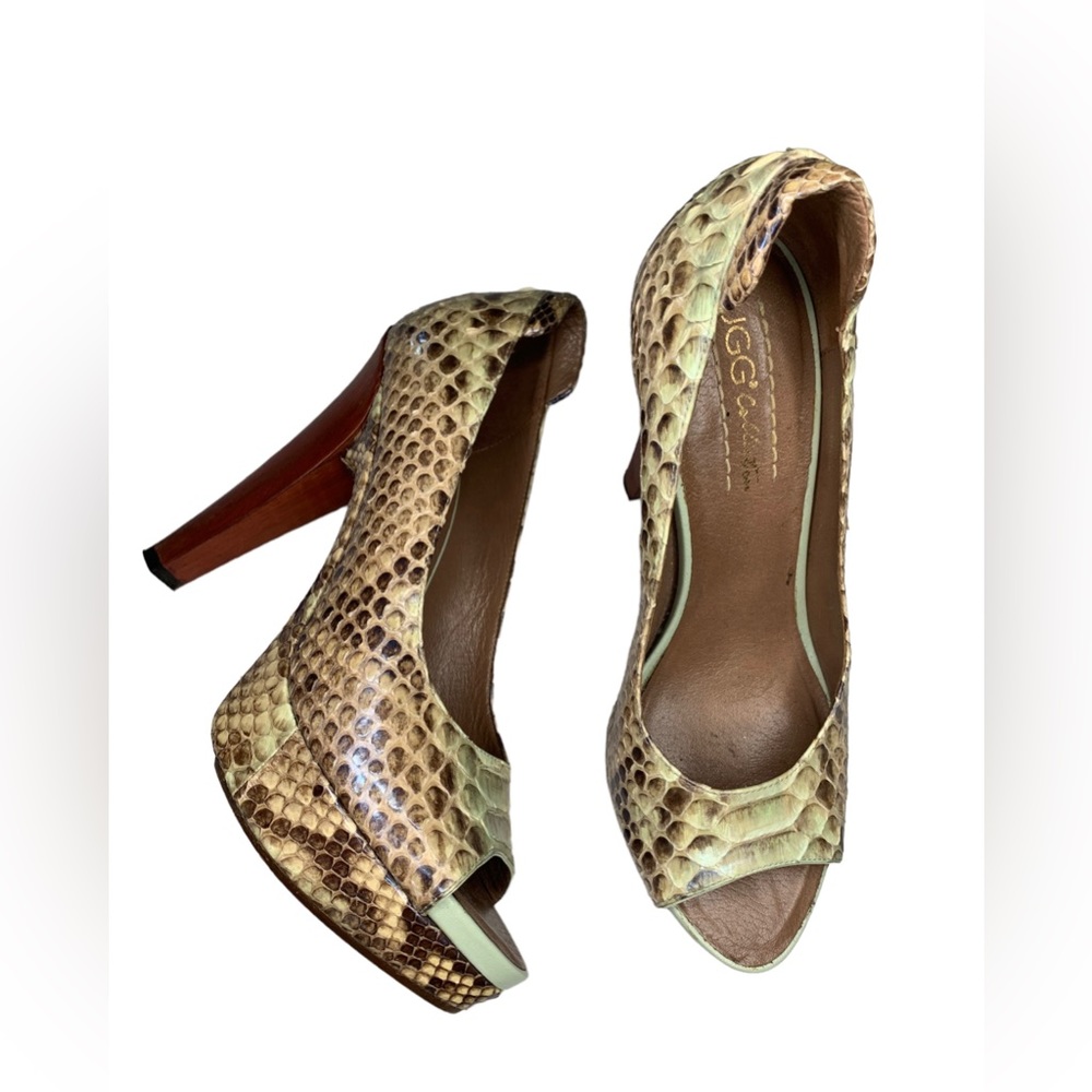 Women’s Ugg Collection Marcella Snakeskin Python Heels (7.5)